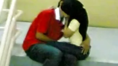 Busty金髪サラ-車がbi-Bi-si。 youtube ドラマ 人気