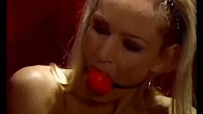 表彰台を大きな胸がOrgy ユーチューブ 無料